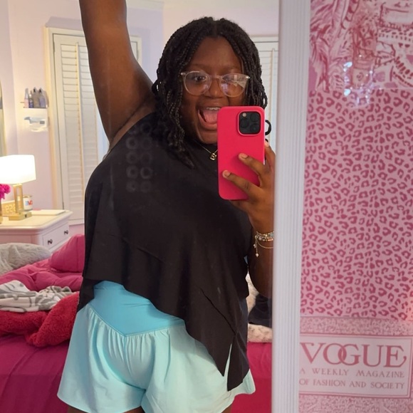 Meet your Posher, Sinny - Picture 1 of 1